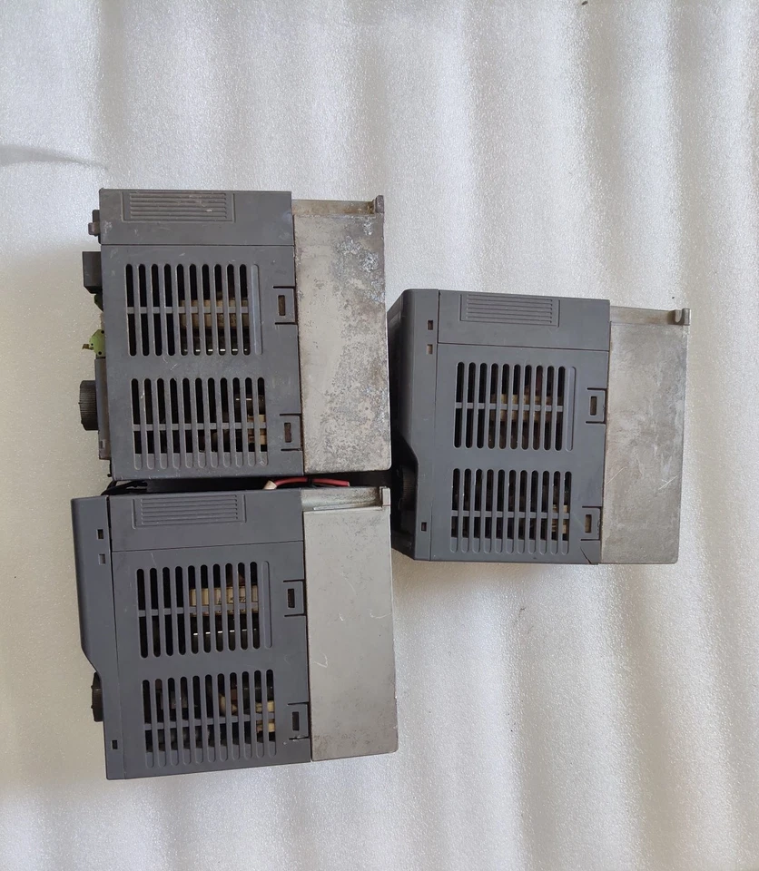 MITSUBISHI FR-D720S-025-EC INVERTER LOT OF 3 PCS TESTED OK